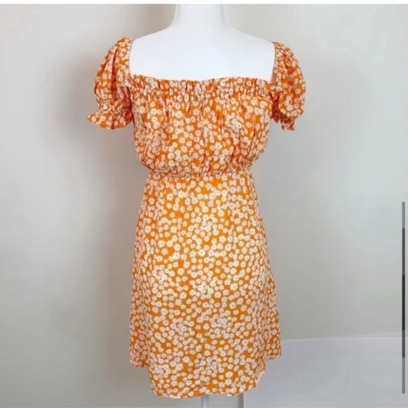 Faithfull the Brand Laura Dress - Picture 8 of 12